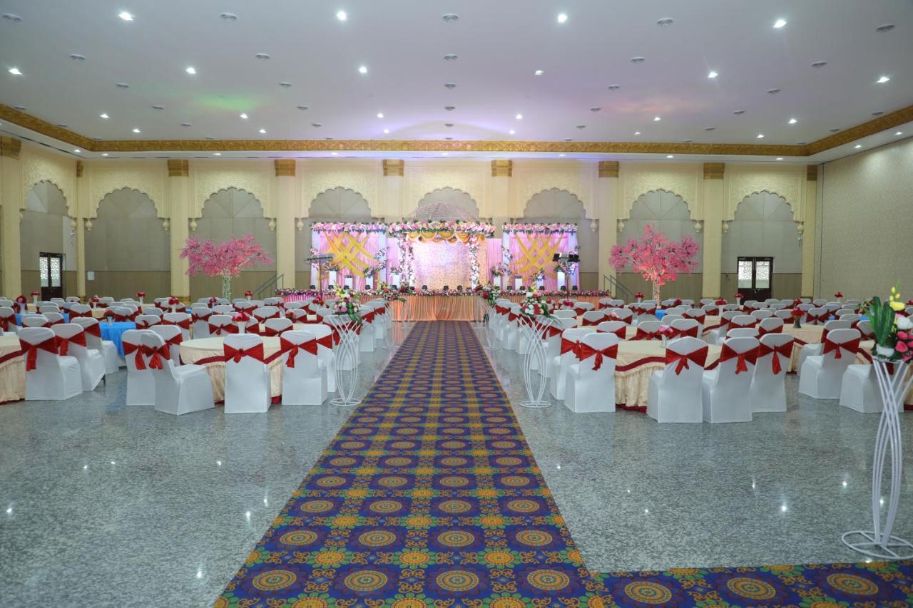 Gadiraju Palace Convention Centre & Hotel Visakhapatnam Luaran gambar